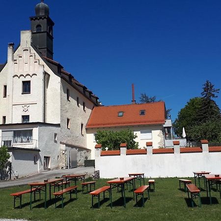 Schloss Weichs Zu Regensburg Mit 2Schlafzimmer Parkplatz Internet 75Qm Zentrum Exterior photo